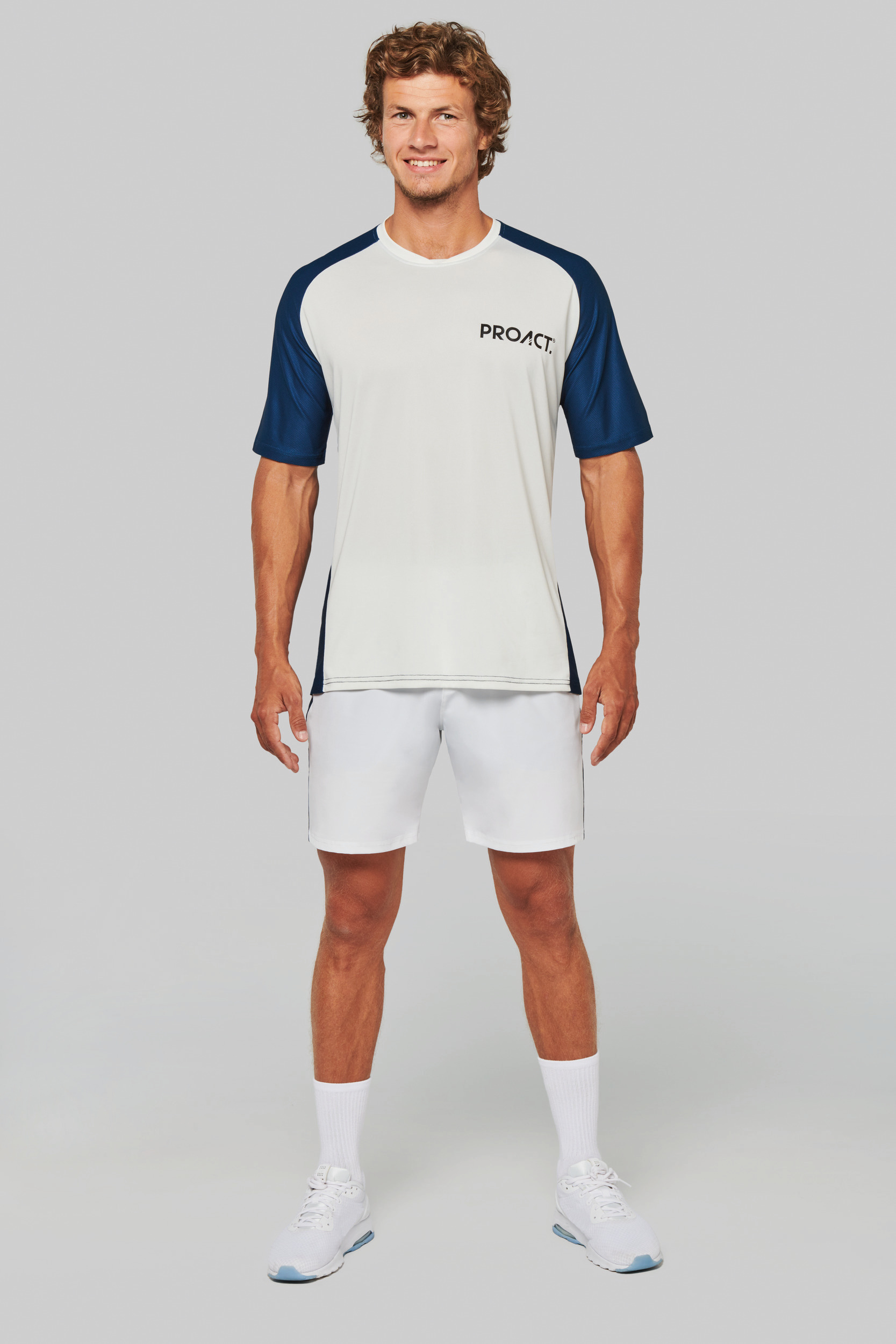 PA4030 - Camiseta pádel bicolor mangas raglán hombre