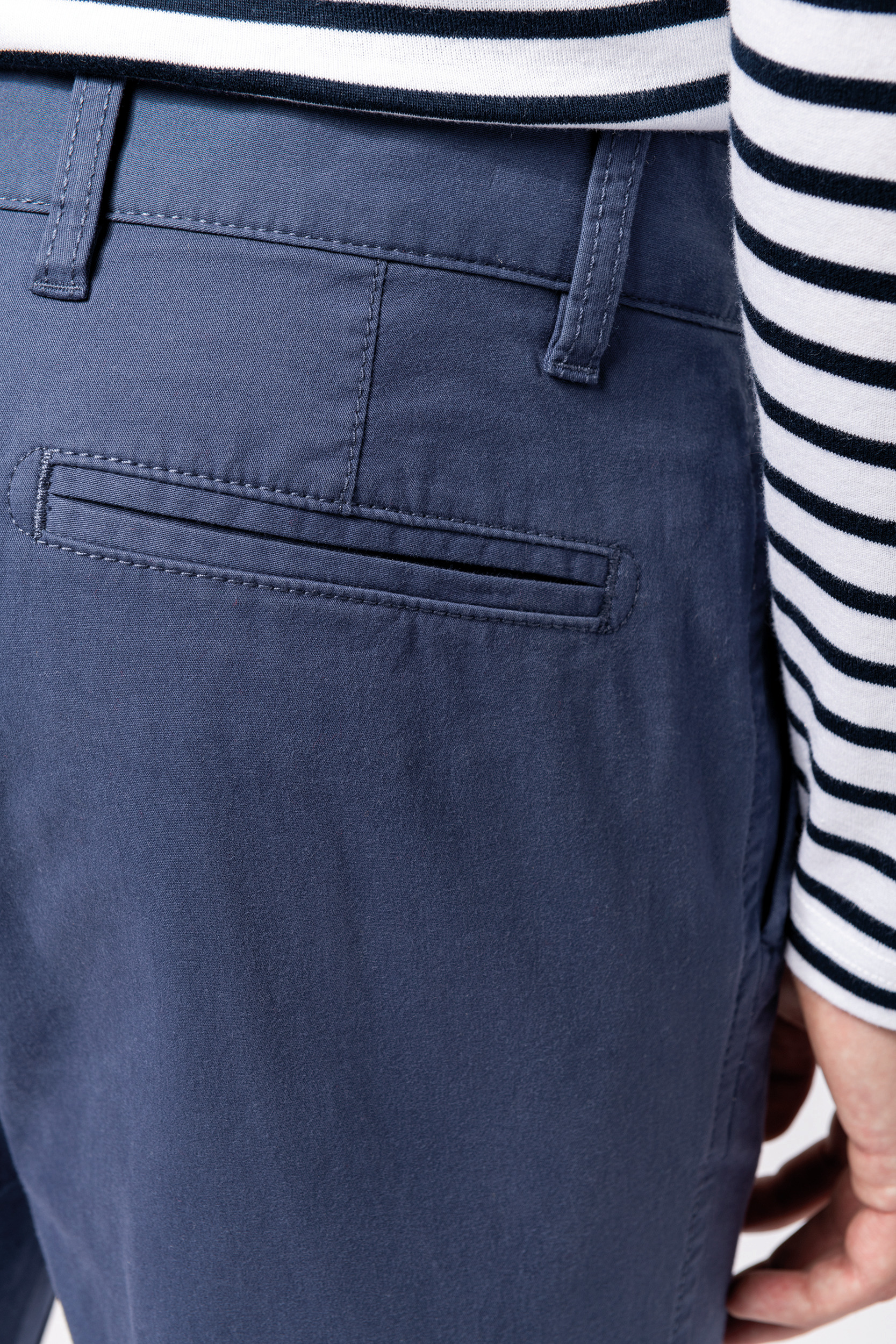 K740 - Pantalón chino hombre