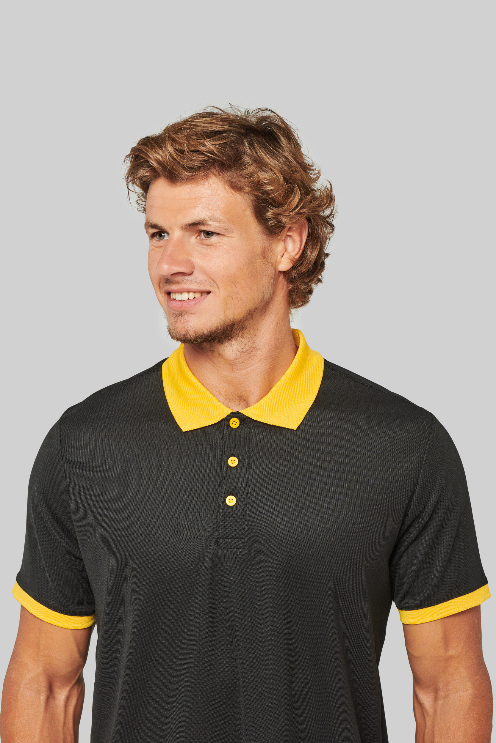 PA489 - Polo piqué performance hombre
