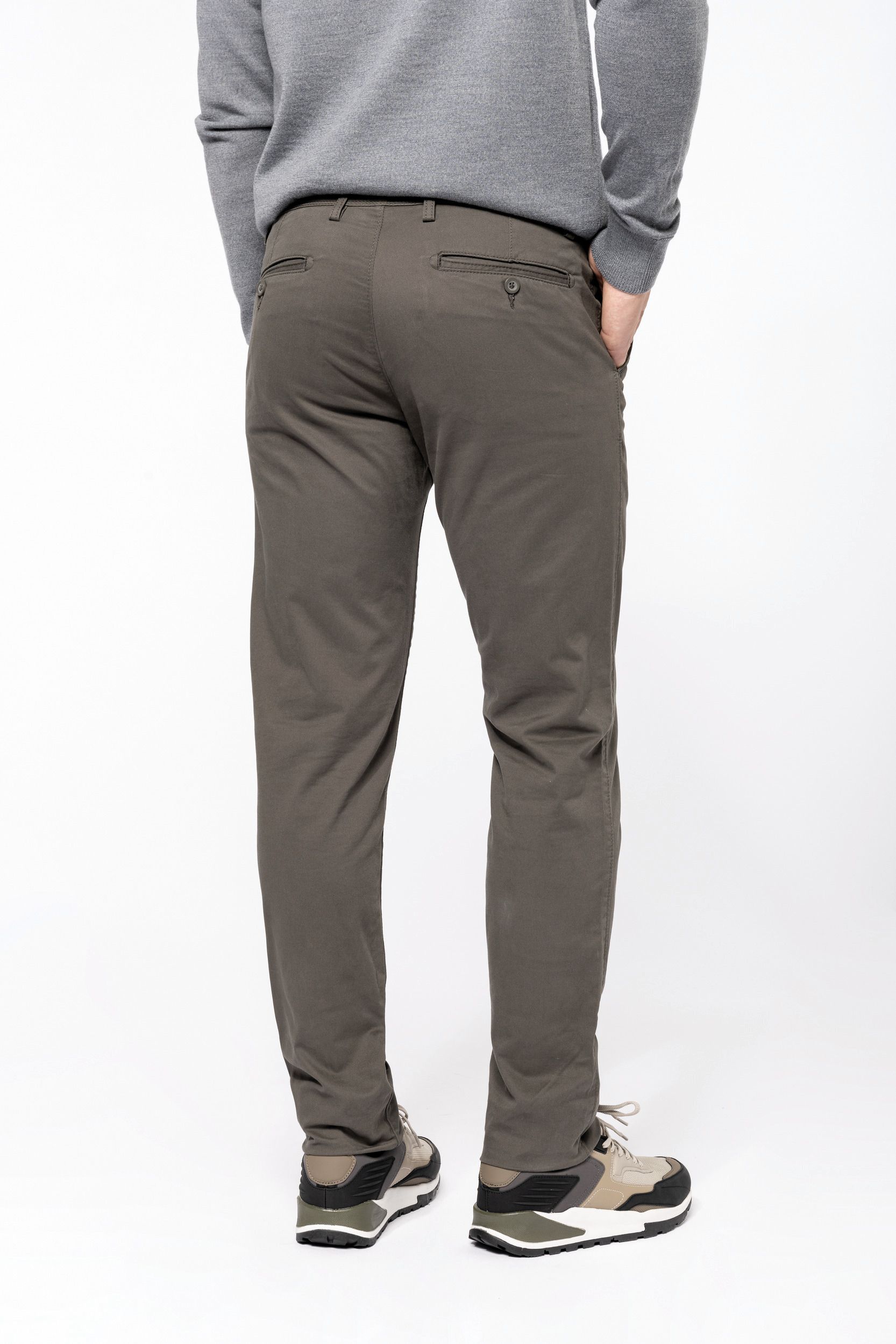 K748 - Pantalón chino premium
