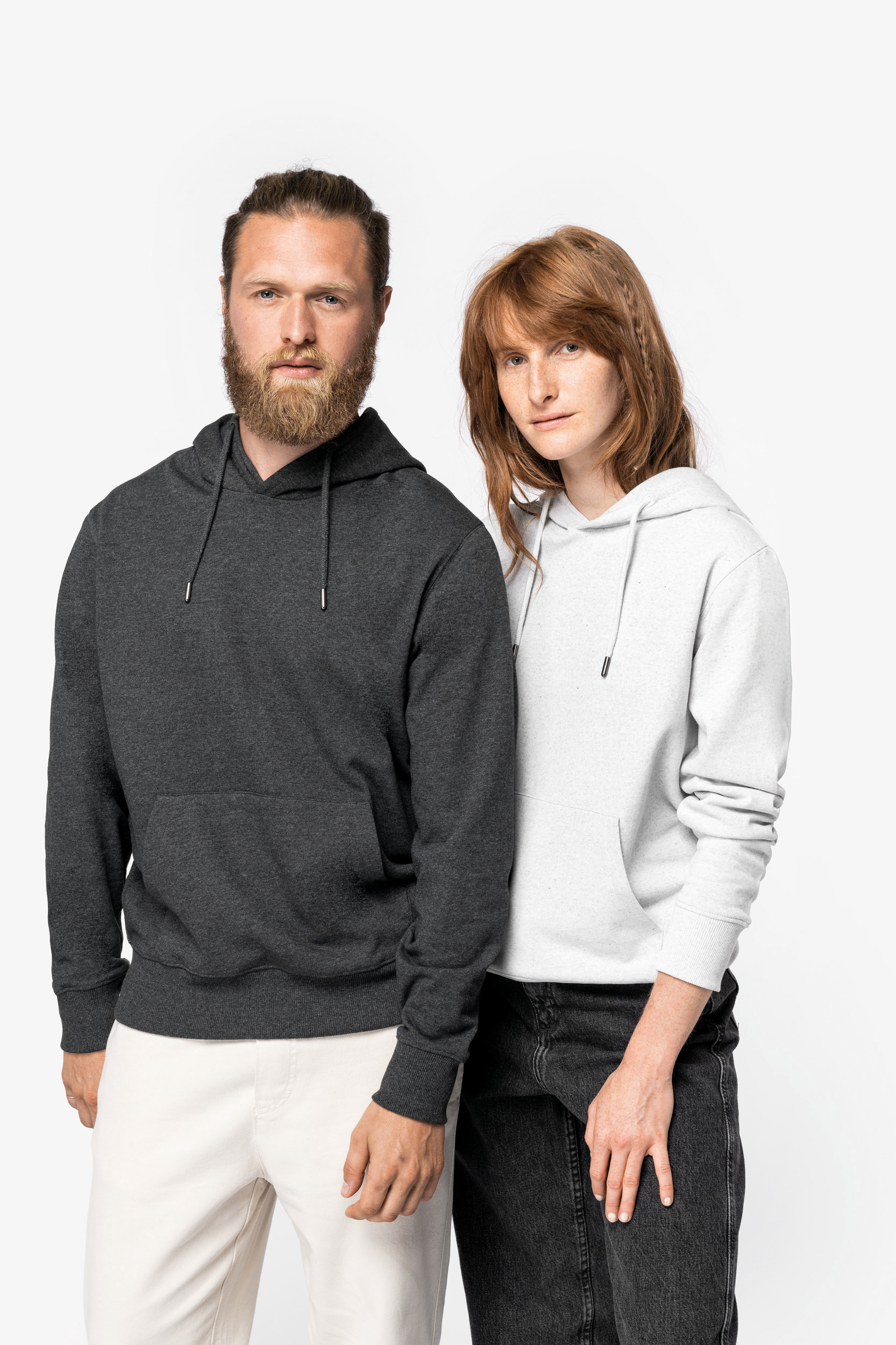 NS411 - Sudadera ecorresponsable con capucha reciclada unisex