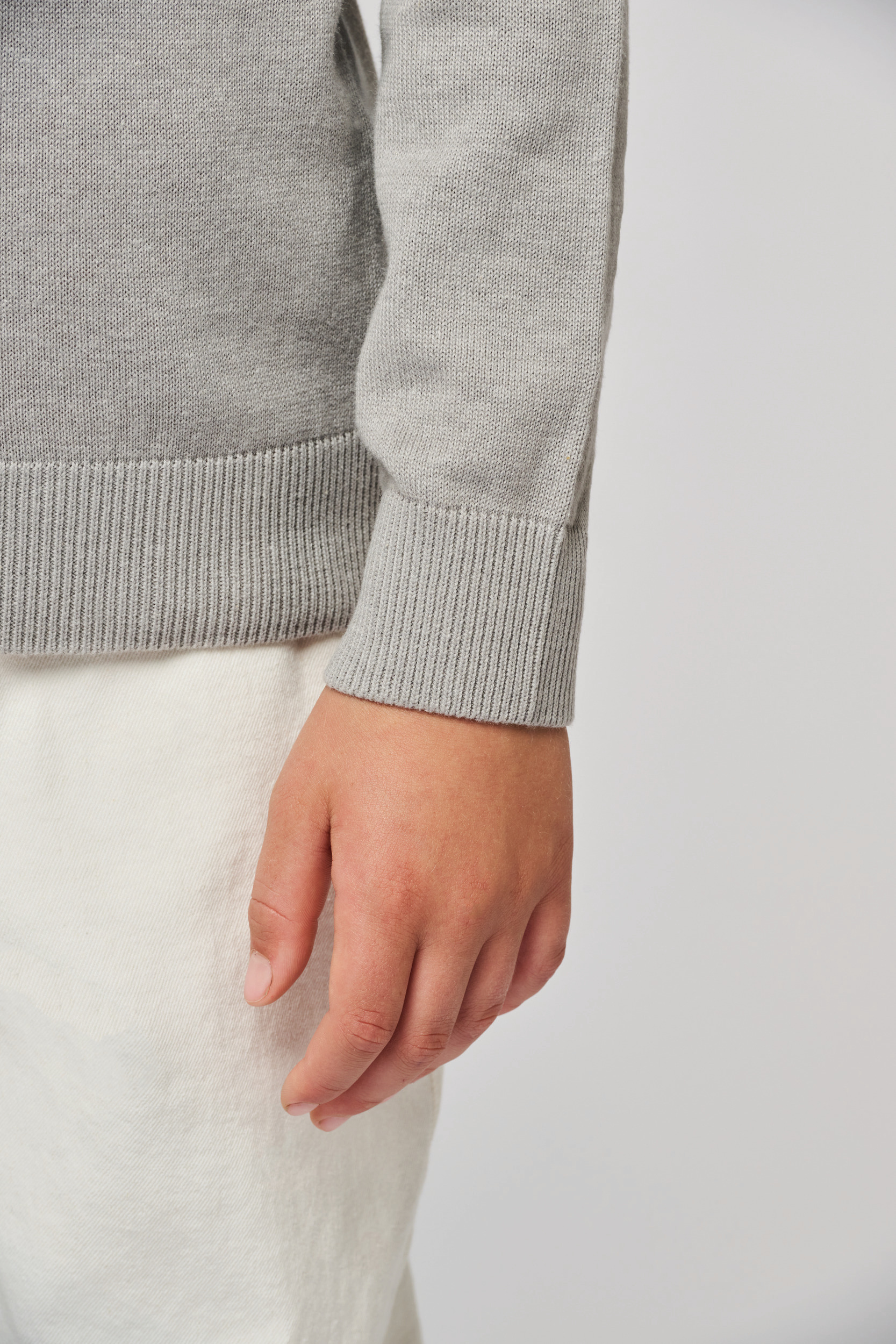 K9109 - Jersey cuello de pico niños