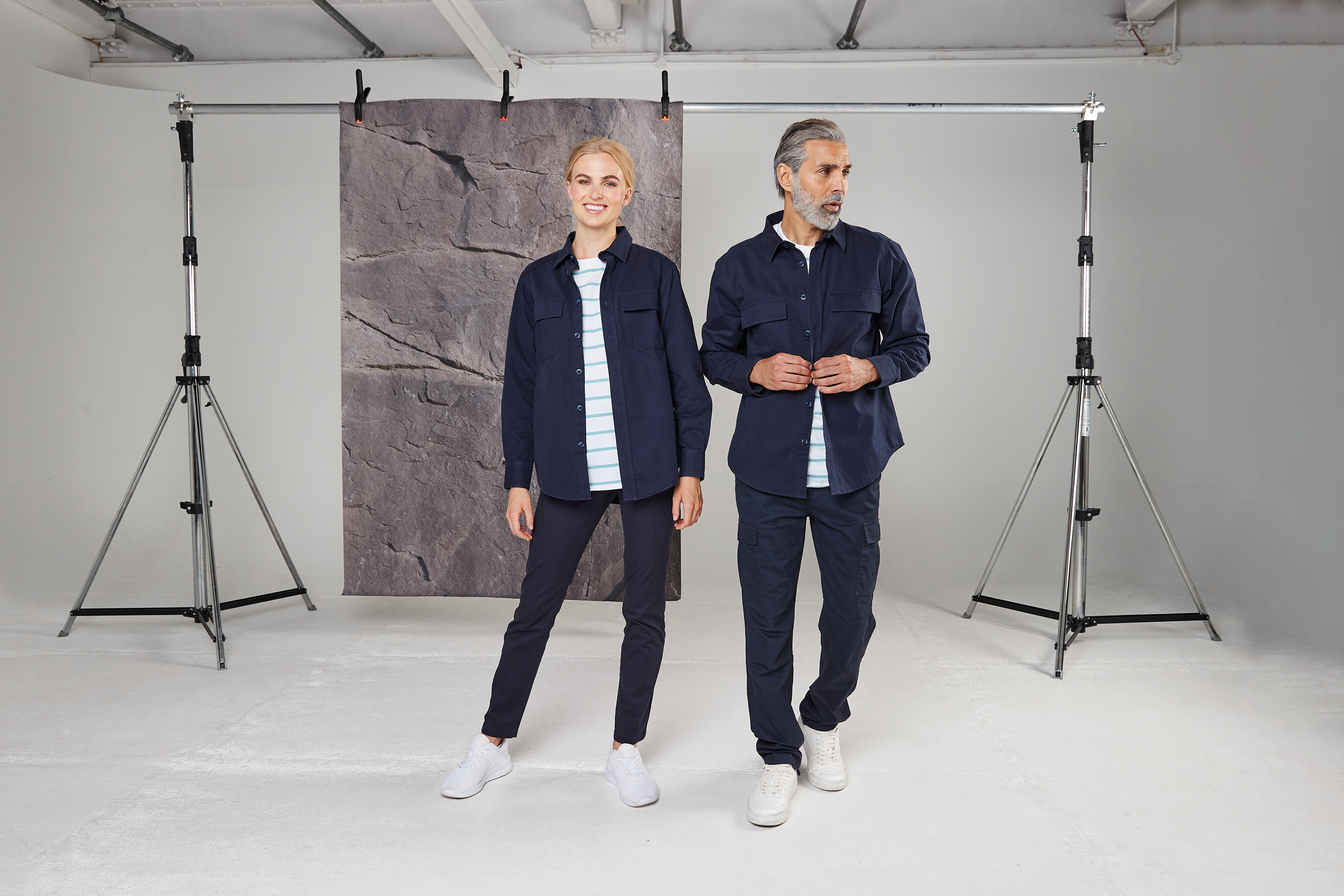 FR622 - Pantalón Chino Stretch mujer