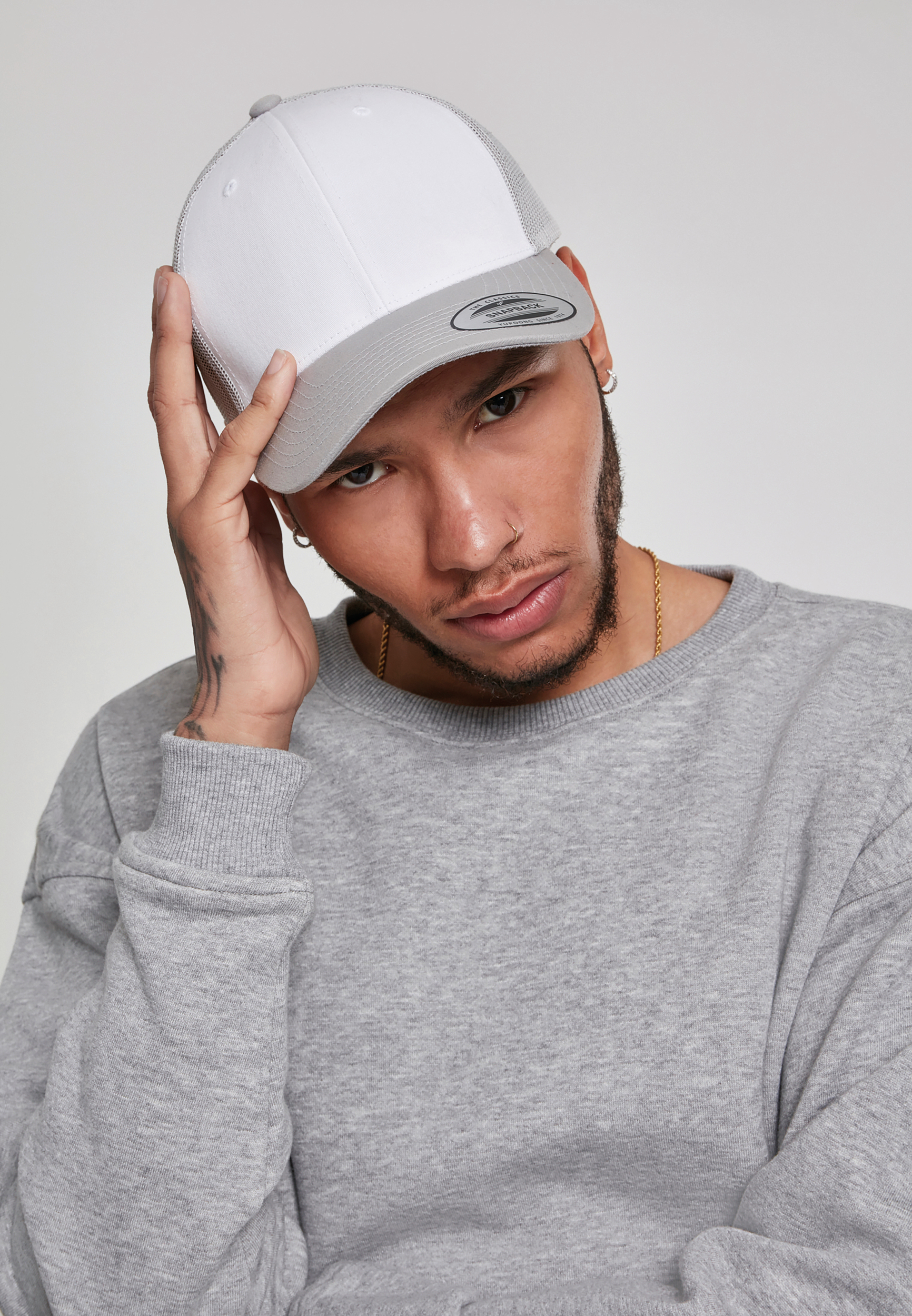 FL6606CF - Gorra Retro Trucker Colored Front