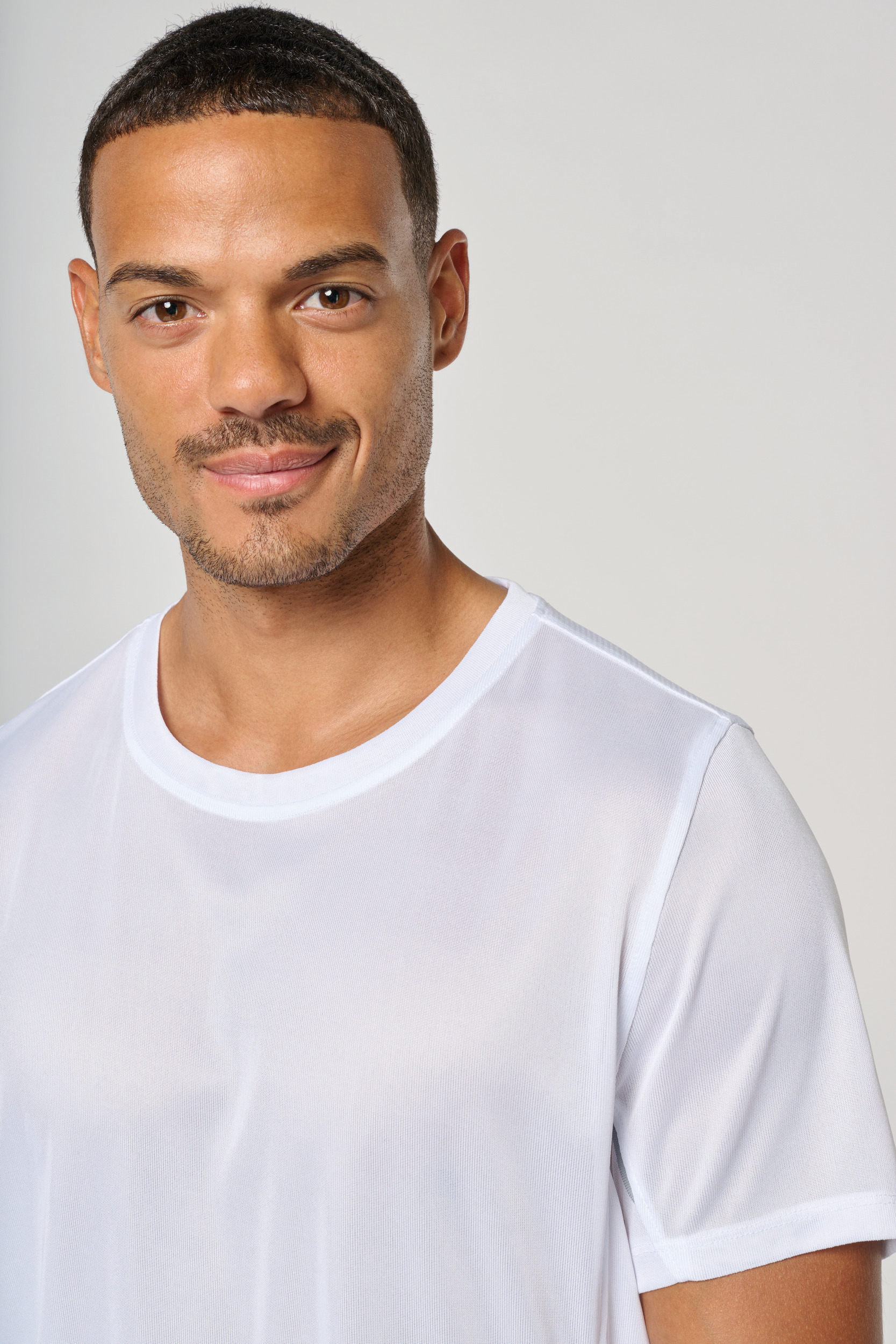 PA465 - Camisa de deporte bimaterial manga corta hombre