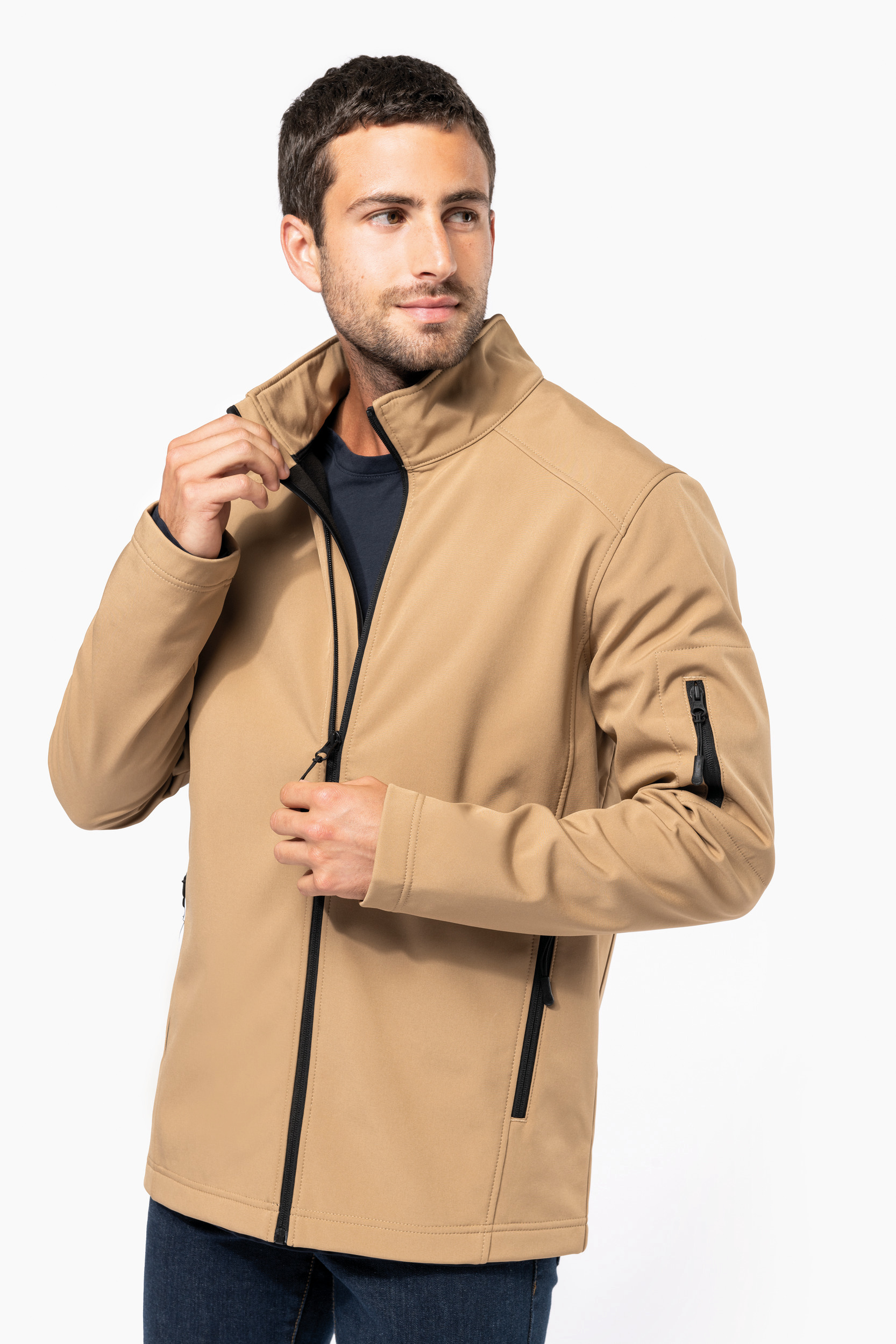 K401 - Chaqueta softshell hombre
