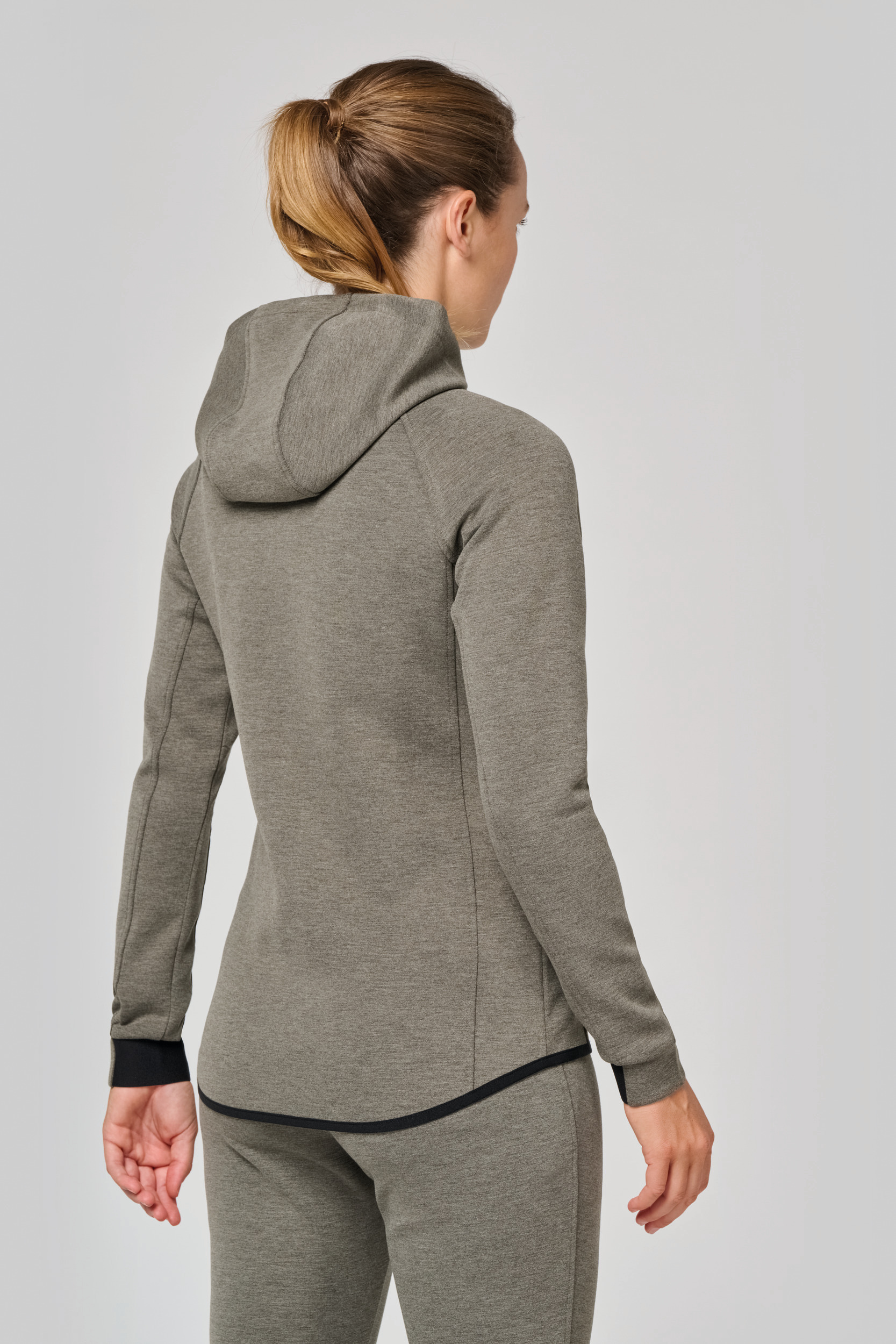 PA359 - Chaqueta de chándal performance con capucha mujer