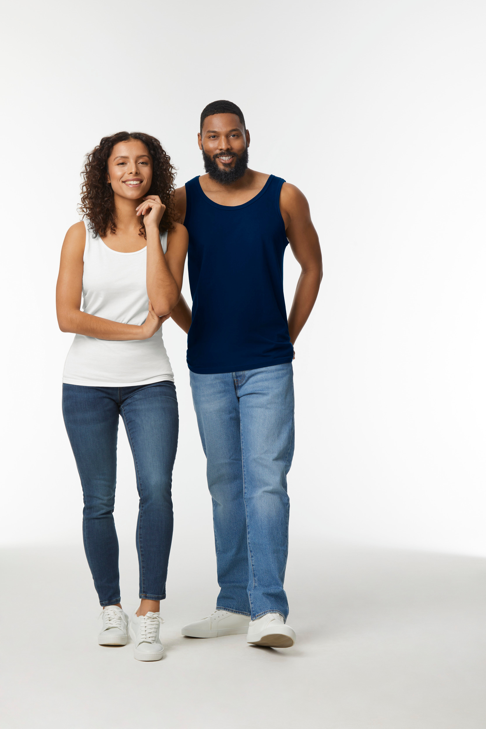 GI64200 - Camiseta Softstyle sin mangas hombre