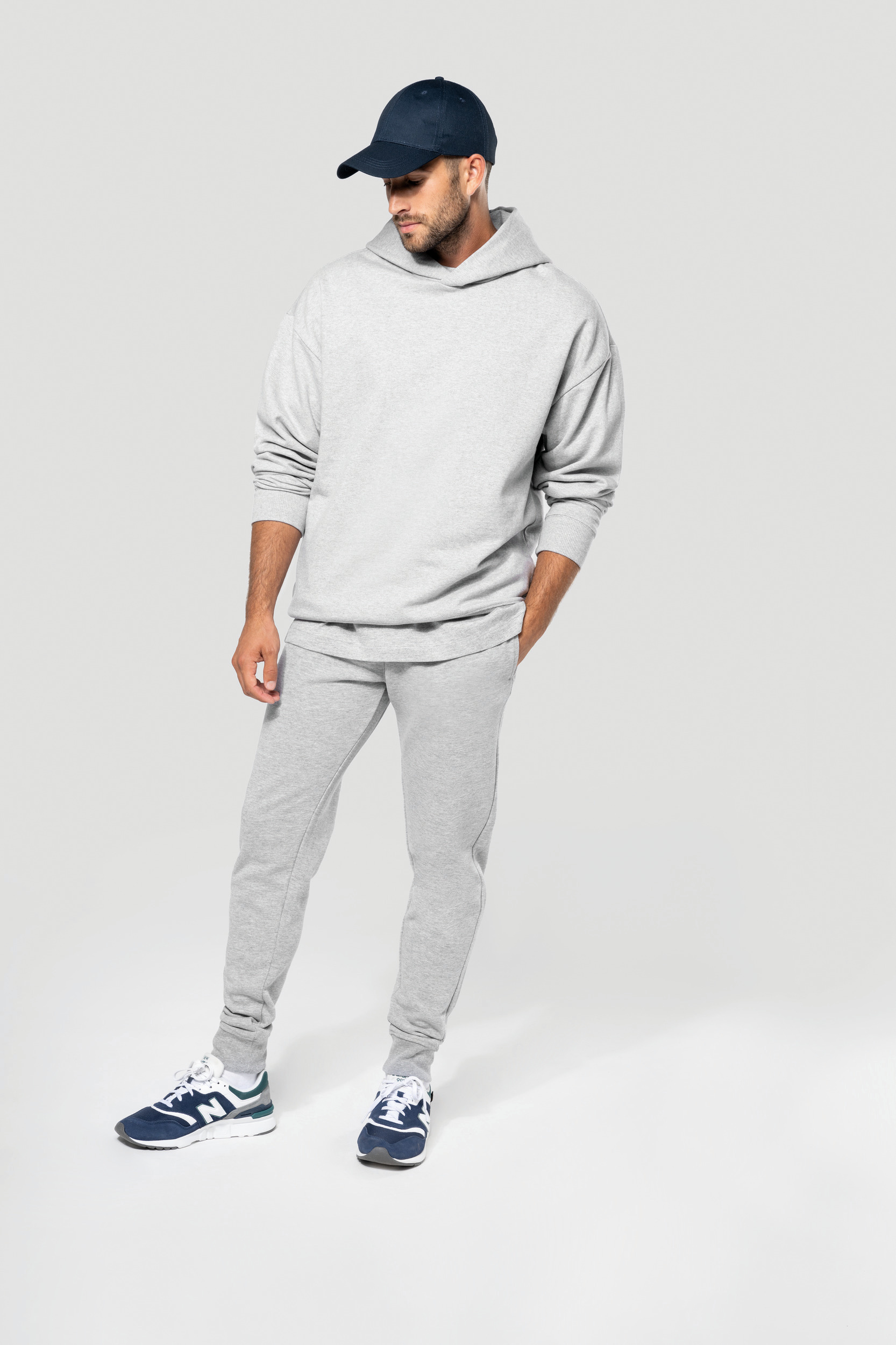 K758 - Pantalón felpa no perchado eco-responsable hombre