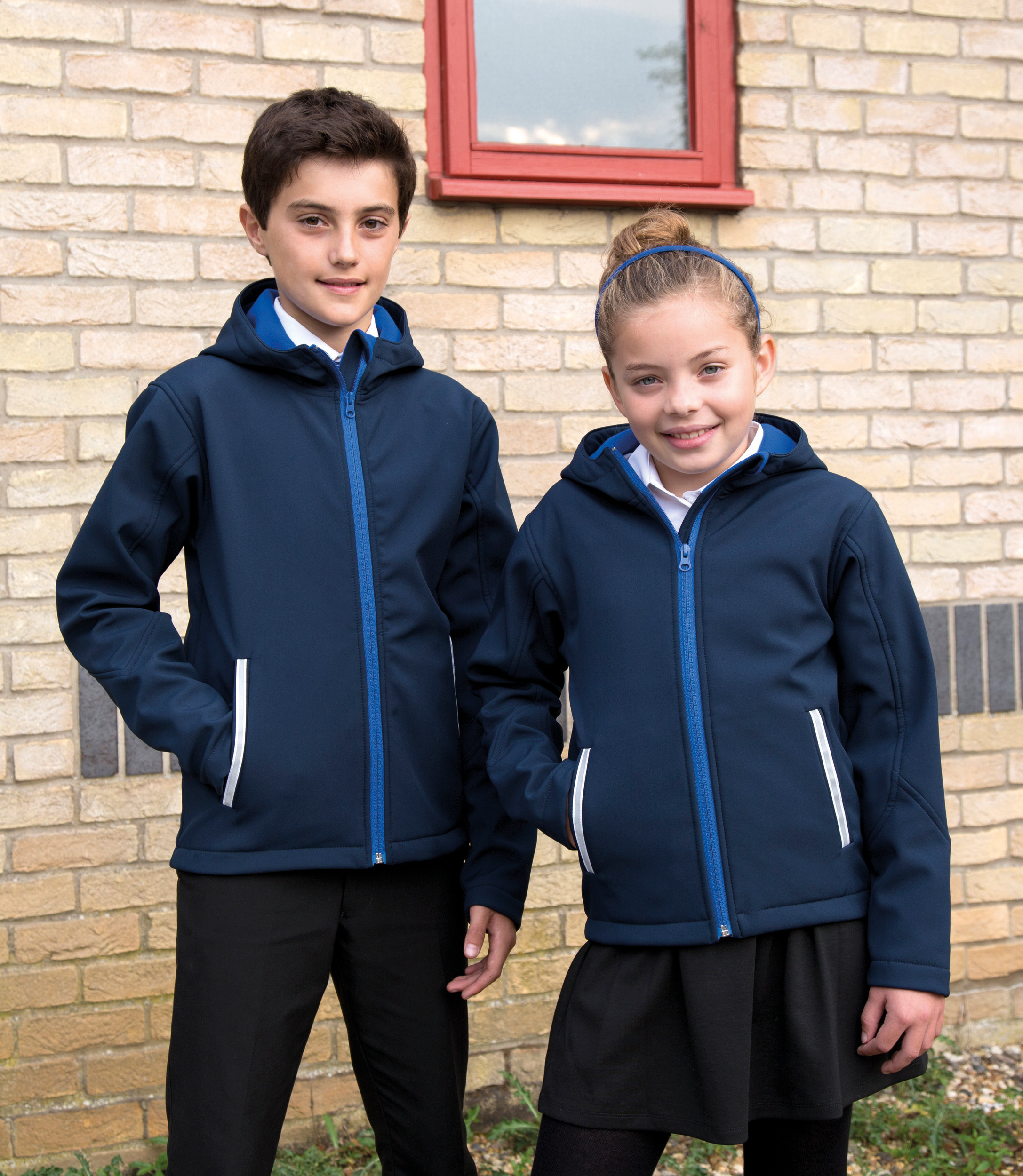 R224JY - Chaqueta Softshell capucha niños