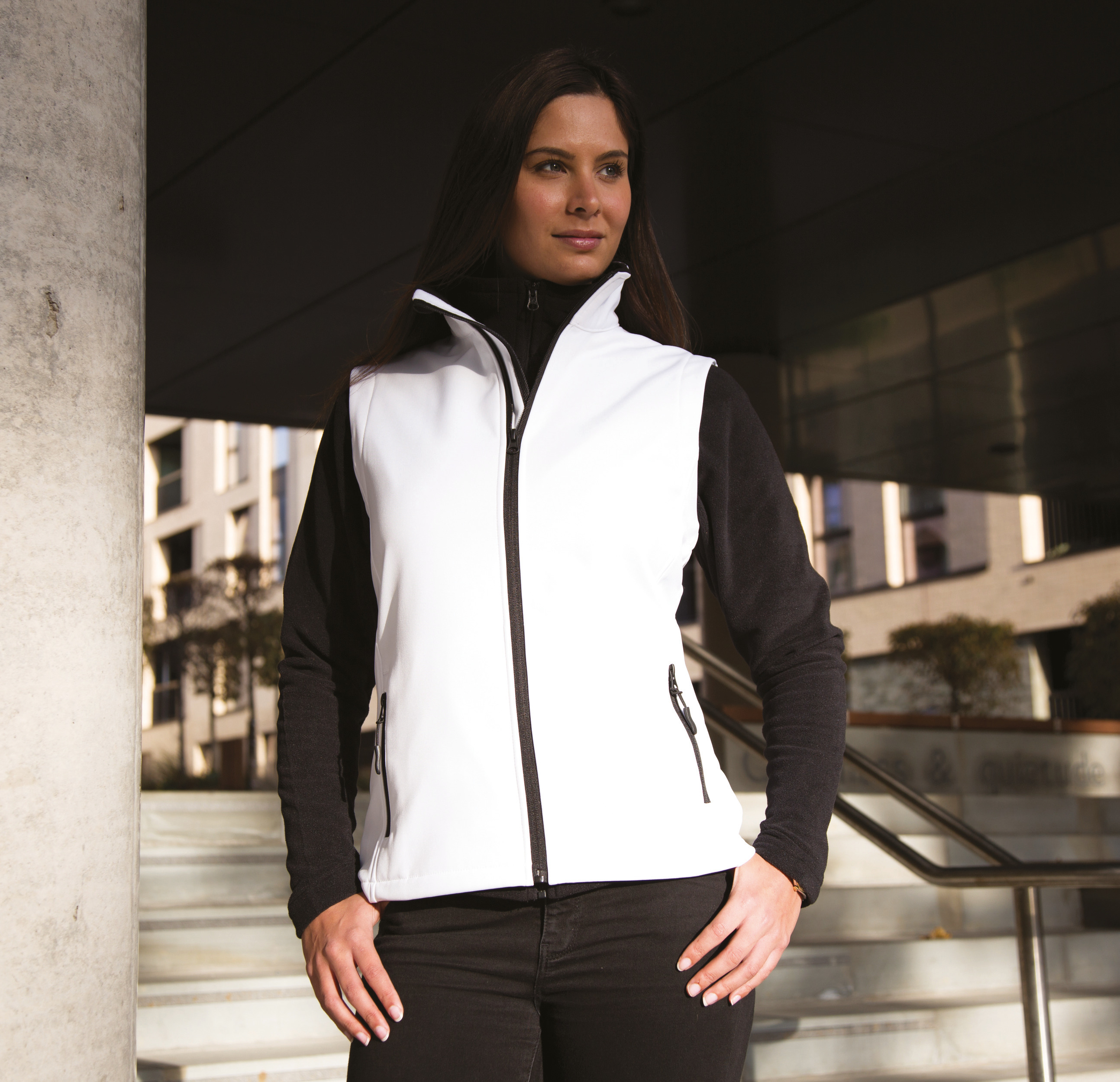 R232F - Chaleco Softshell Printable mujer
